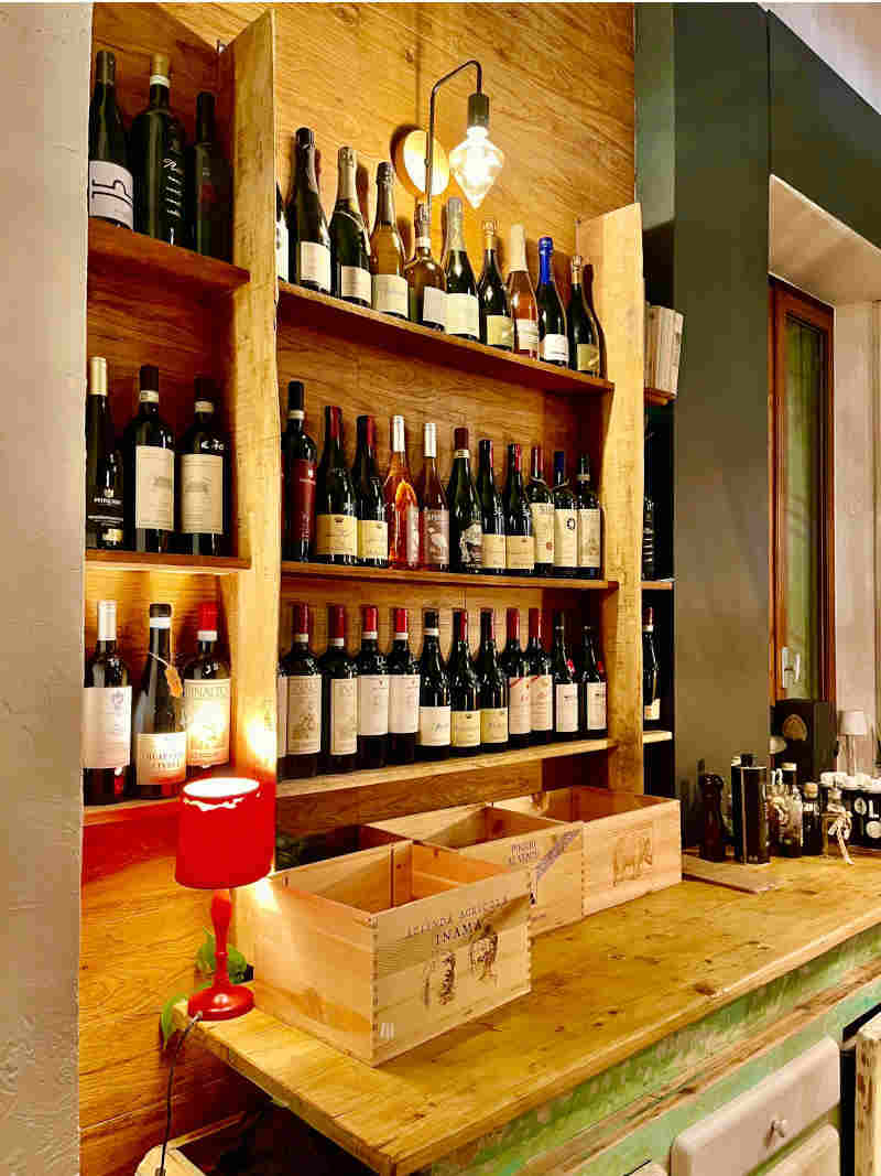 espositore bottiglie di vino di alta qualità